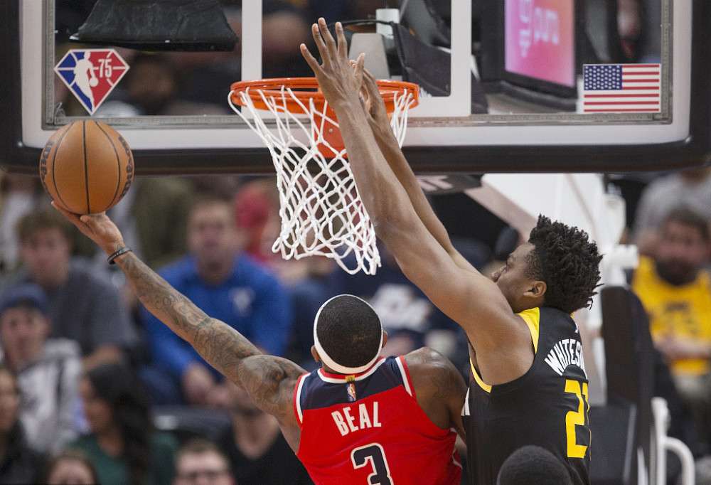 快船完胜奇才，戈贝尔送出助攻