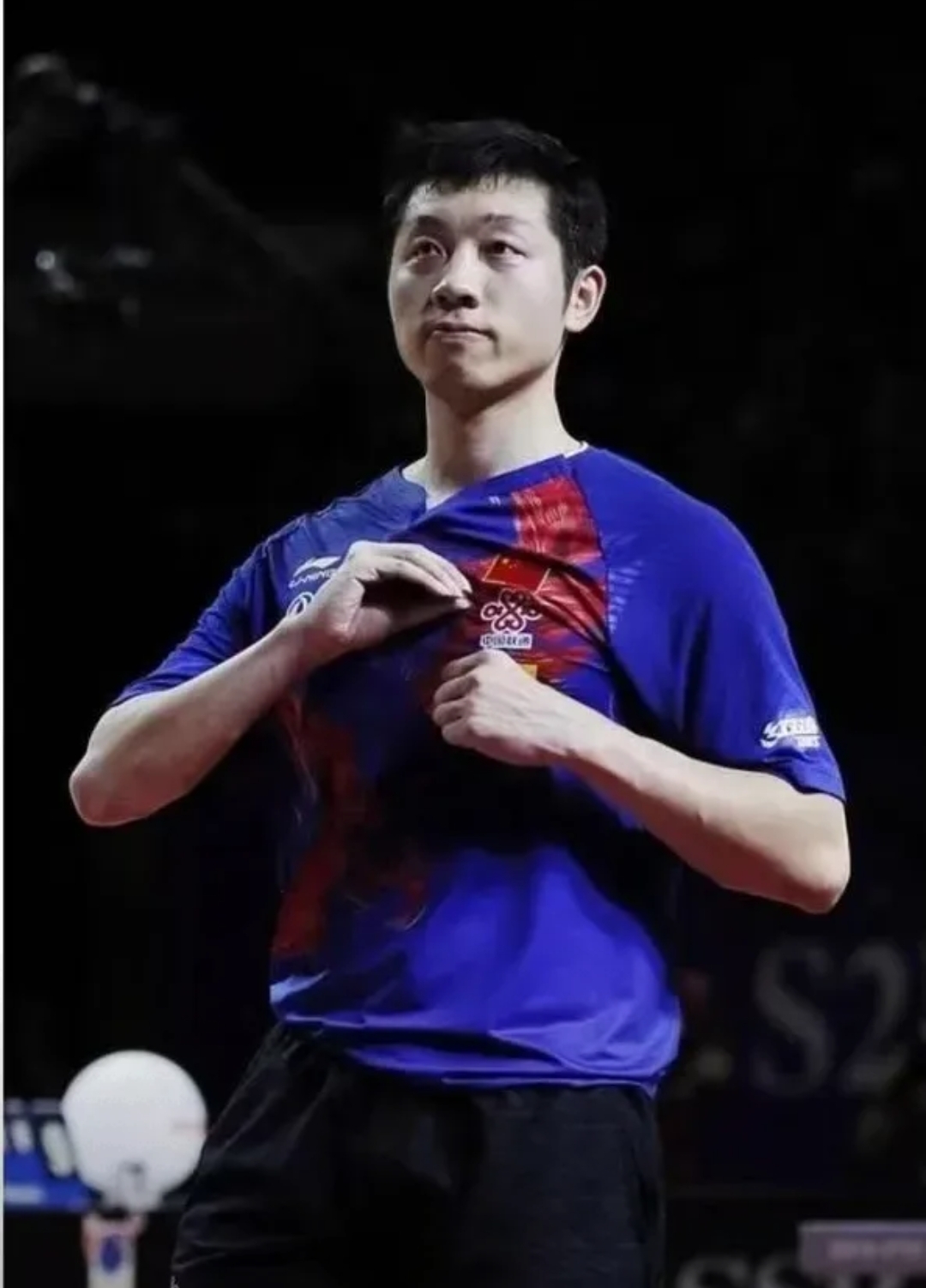 韩国乒乓球队险胜波兰乒乓球队，许昕统治全场