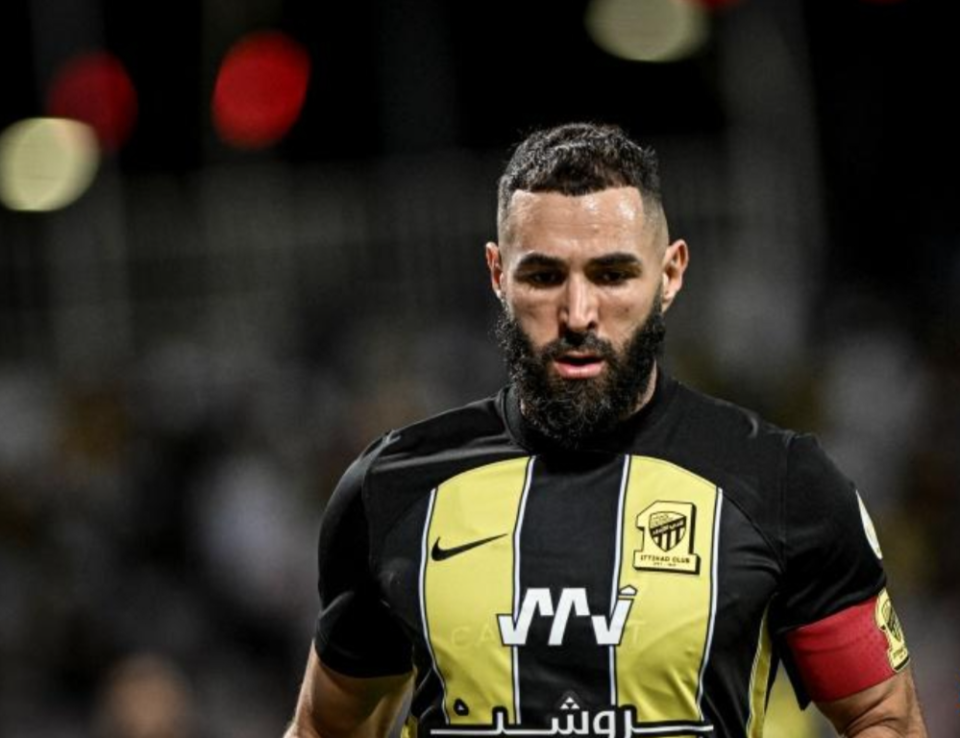 瓦伦西亚强势尤文,本泽马惊艳世界 瓦伦西亚强势尤文,本泽马惊艳世界