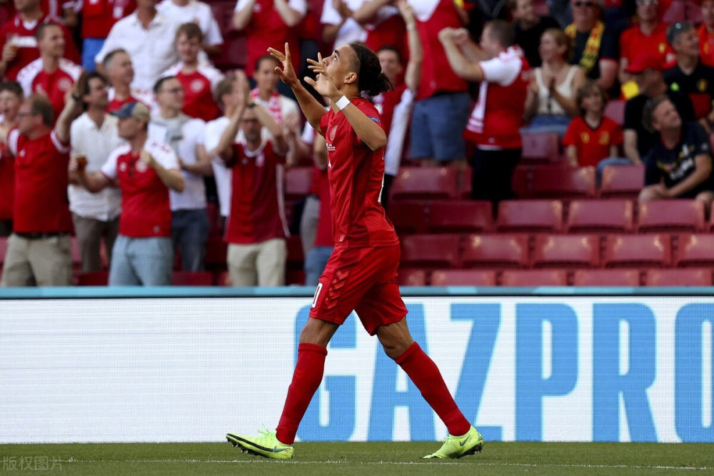 关于比利时乒乓球队横扫英国乒乓球队，奥恰洛夫统治全场的信息