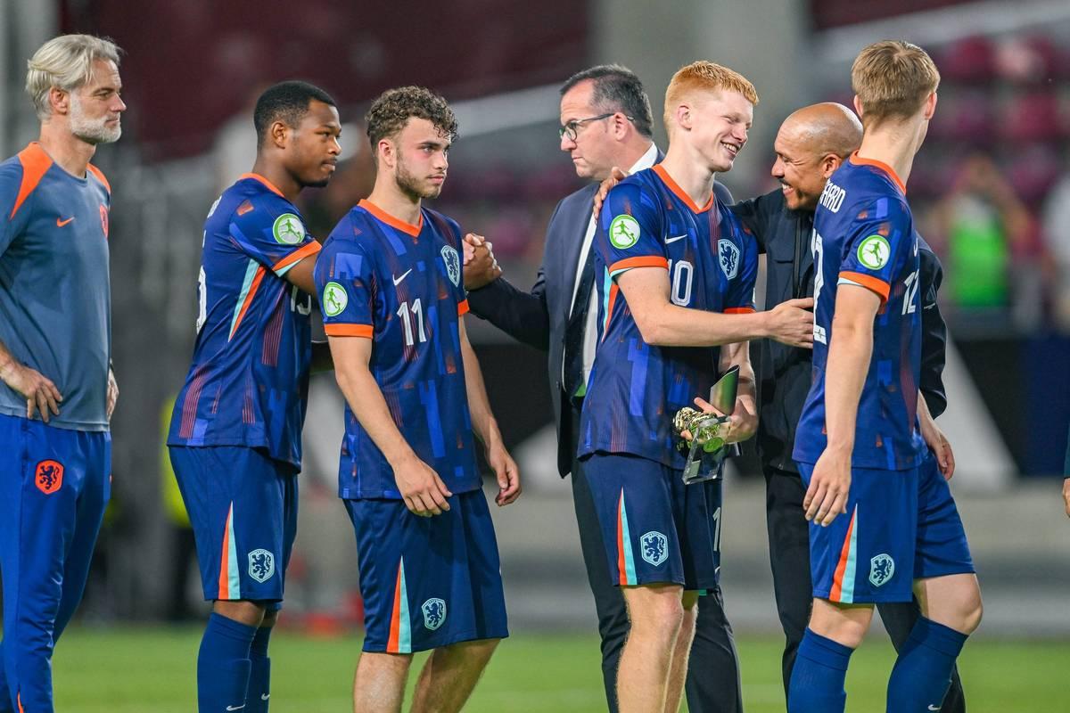 贝尔格莱德红星客场逆转，惊险获得晋级机会的简单介绍