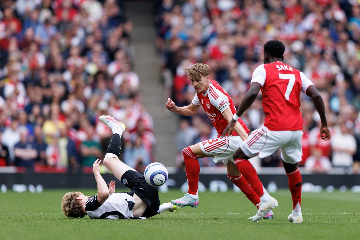 阿森纳主场击败纽卡，终结连败