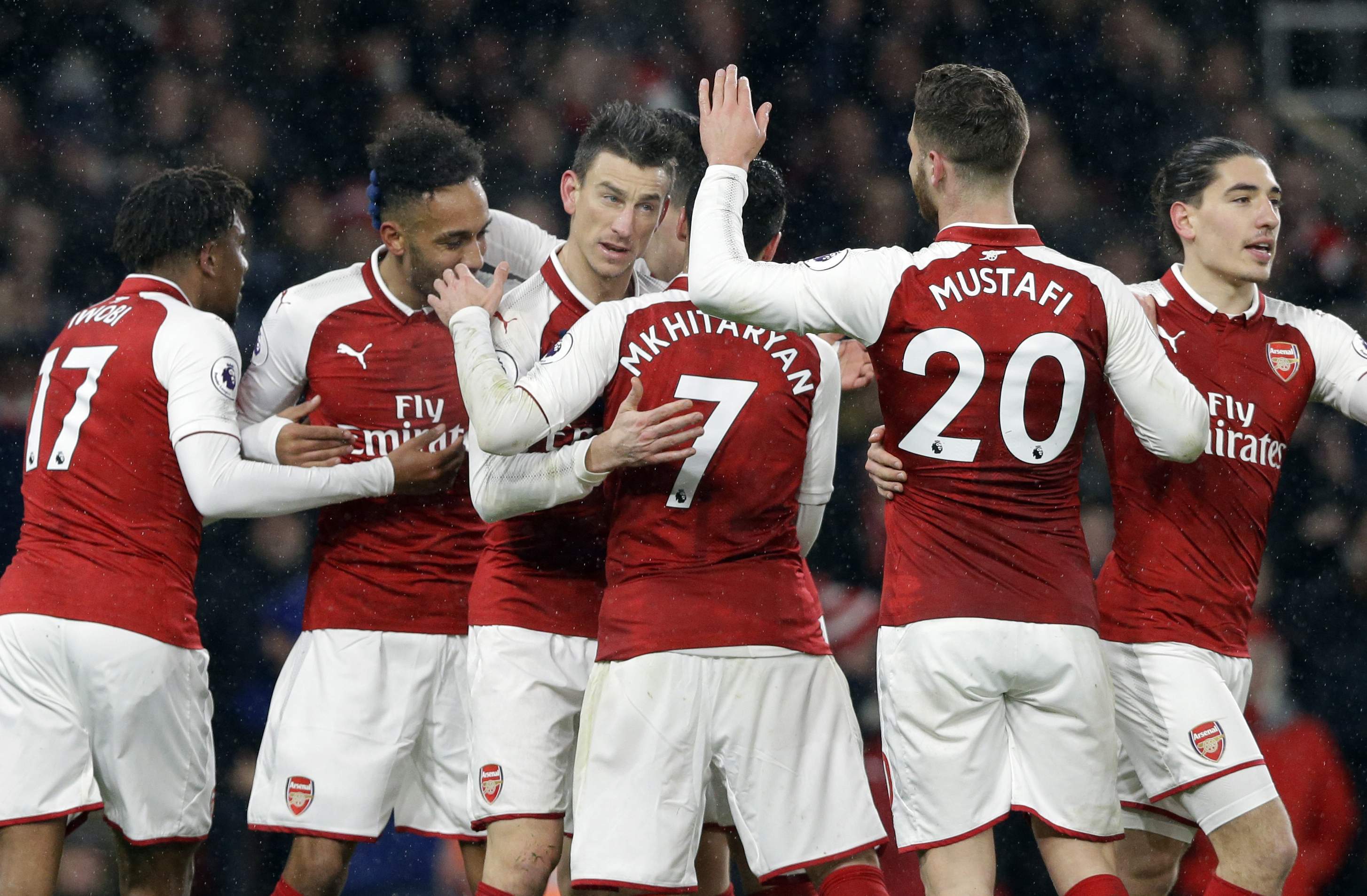 关于斯托克城战阵薄弱季末逃离降级区难度加大的信息