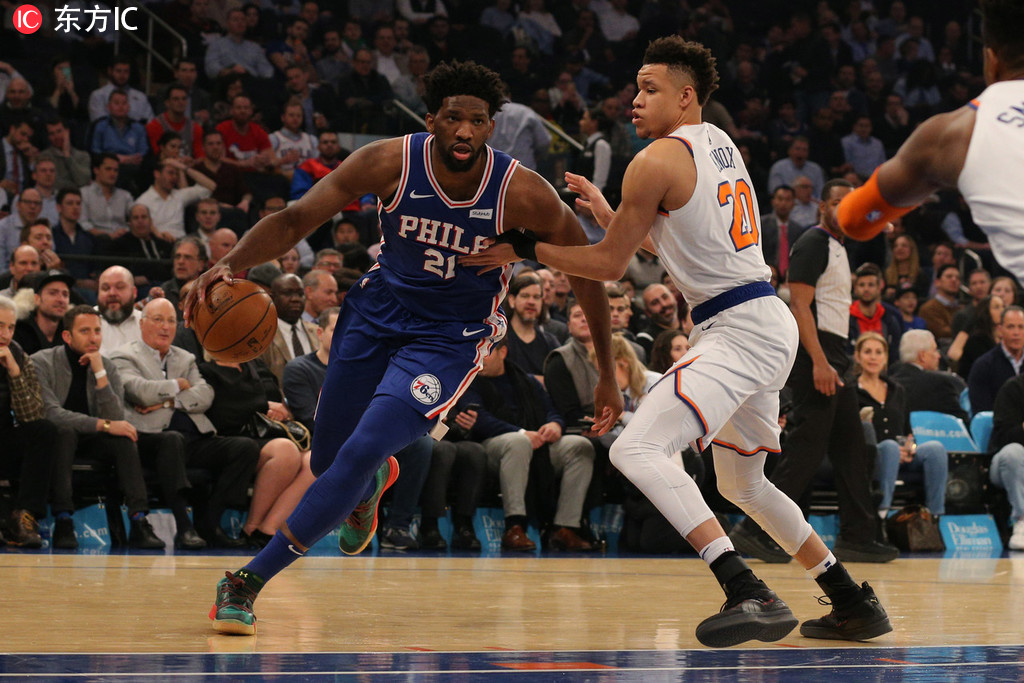 深圳队完胜尼克斯，恩比德统治全场的简单介绍