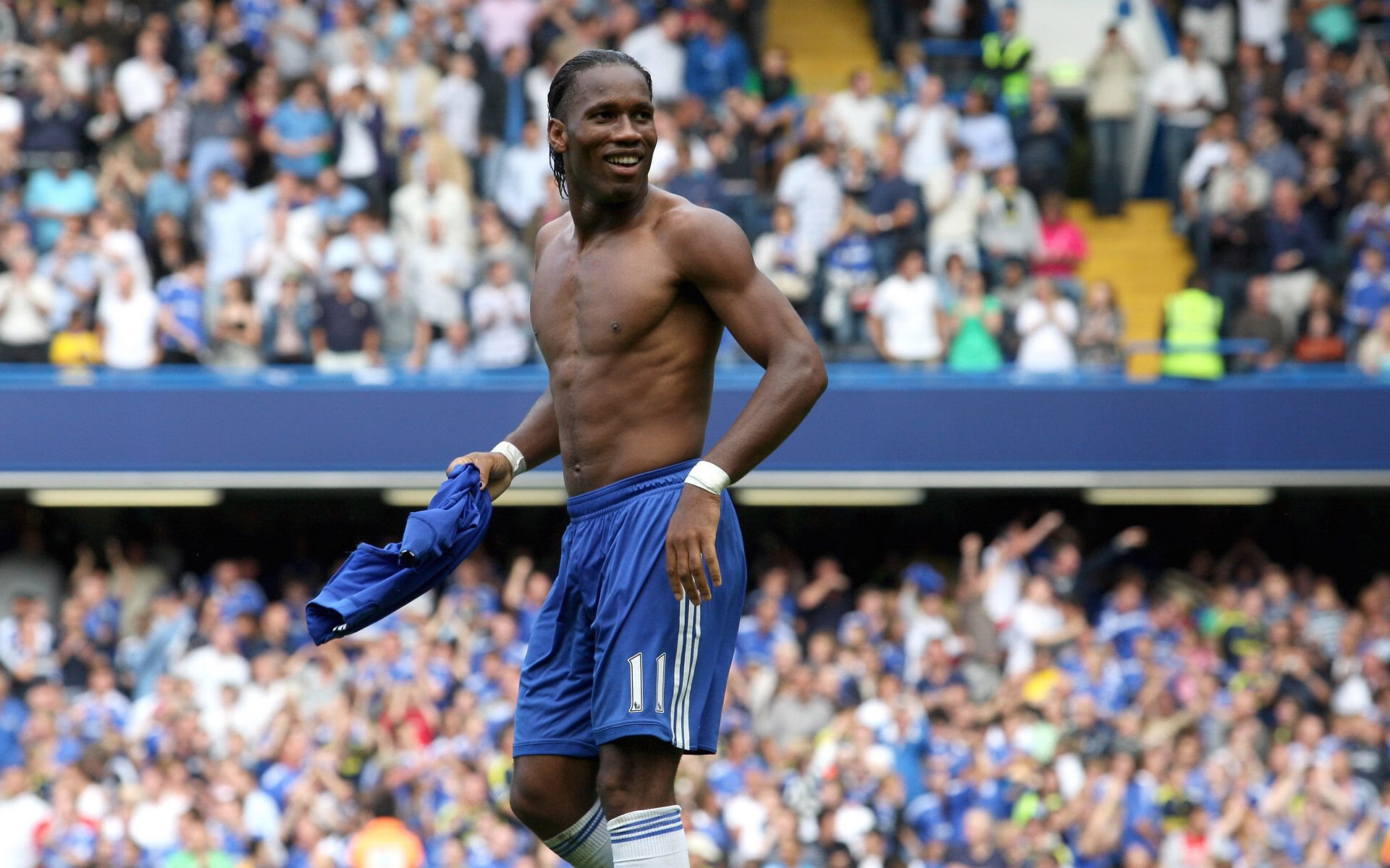 恩佐一锤定音，佛罗伦萨险胜苏格兰挺进淘汰赛