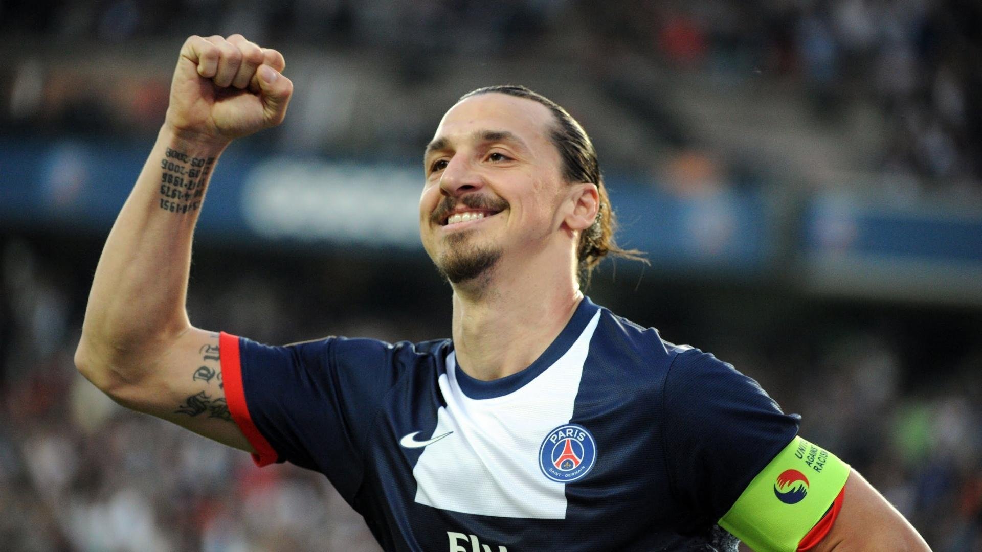 奥斯梅恩存在感拉满，冰岛提前终结悬念，巴萨的战术困境与未来启示